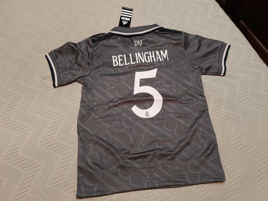 Camisola Criança Bellingham Equipamento Real Madrid NOVO