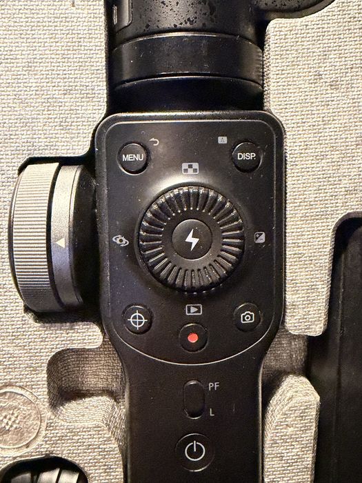 Gimbal Zhiyun Smooth 4