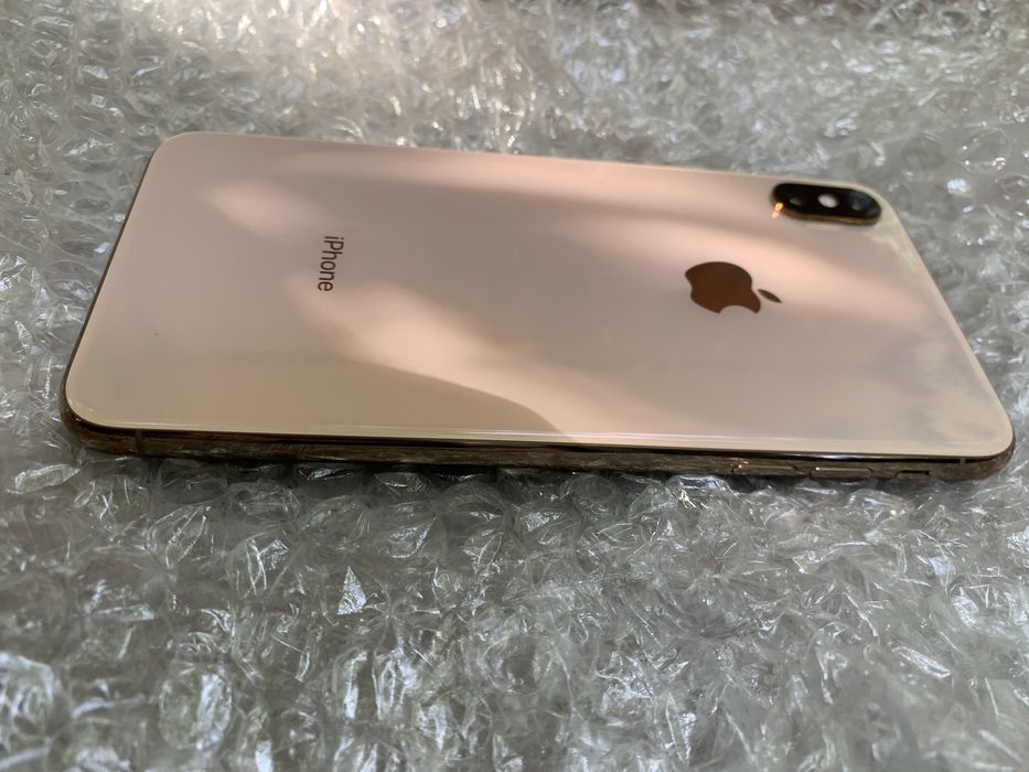 Айфон, iphone xs max не рабочий.