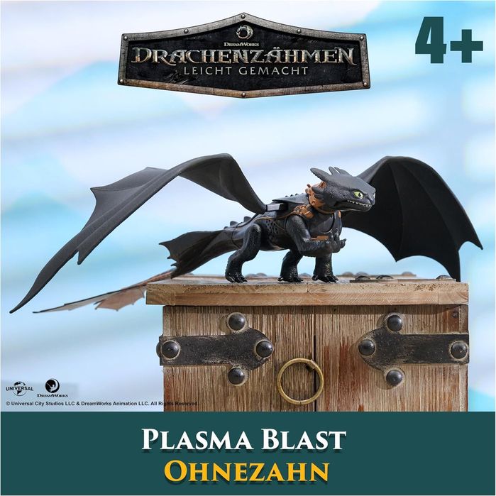 Дракон беззубик Dragons Ultimate Plasma Toothless дышащий огнем