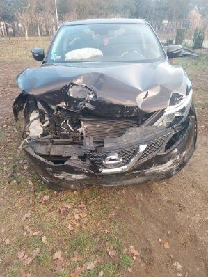 Nissan qashqai uszkodzony