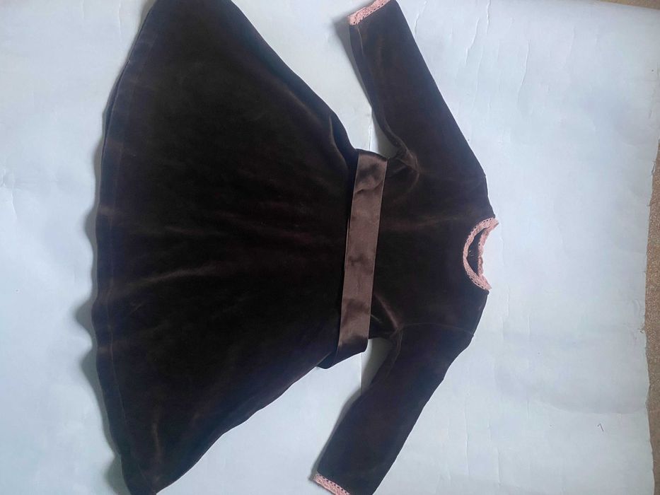 Гарні велюрові платтячка шикарних кольорів