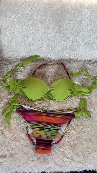 Продам  жіночі купальники