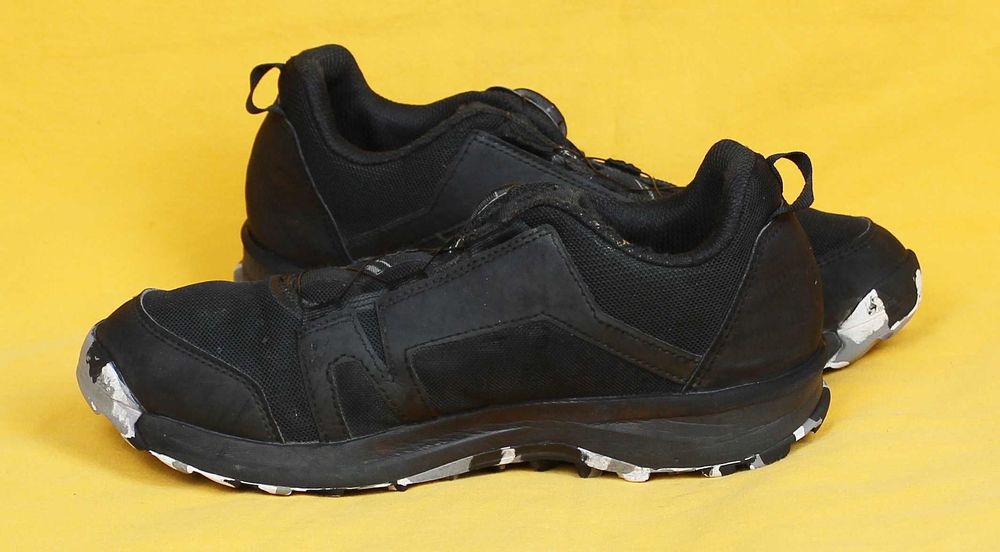 Кроссовки adidas размер 38-39