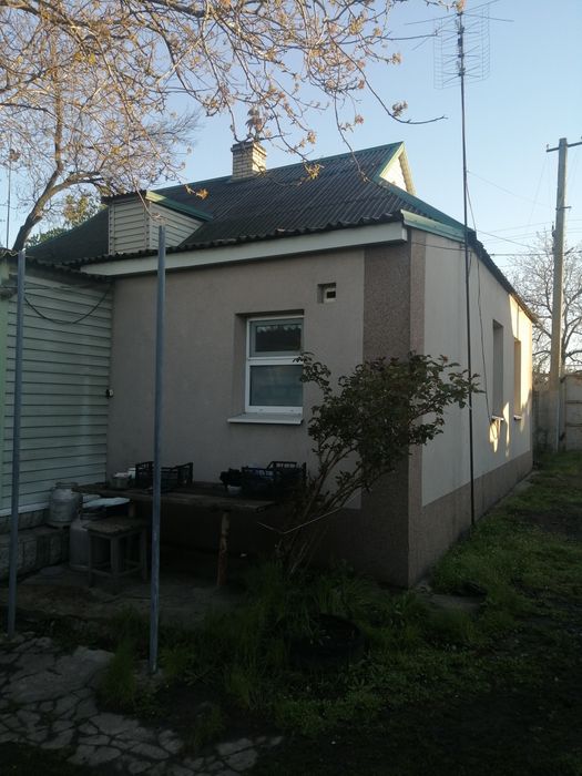 Продам дом с огородом и небольшим садом