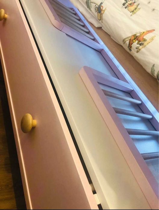 Berço IKEA MYLLRA Rosa - Braga