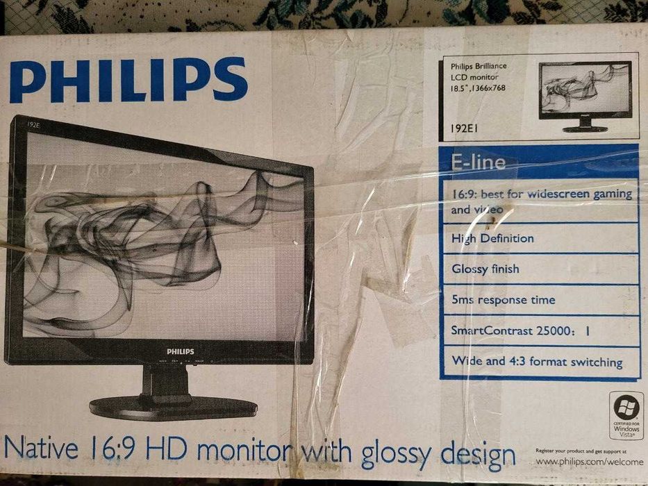 Монітор Philips 192E1. Діагональ 18.5 дюймів, роз'єм VGA.