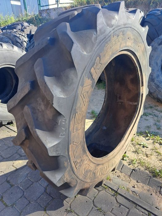Opona 13.6 R28 ( 13.6-28 ) Goodyear Super Traction #