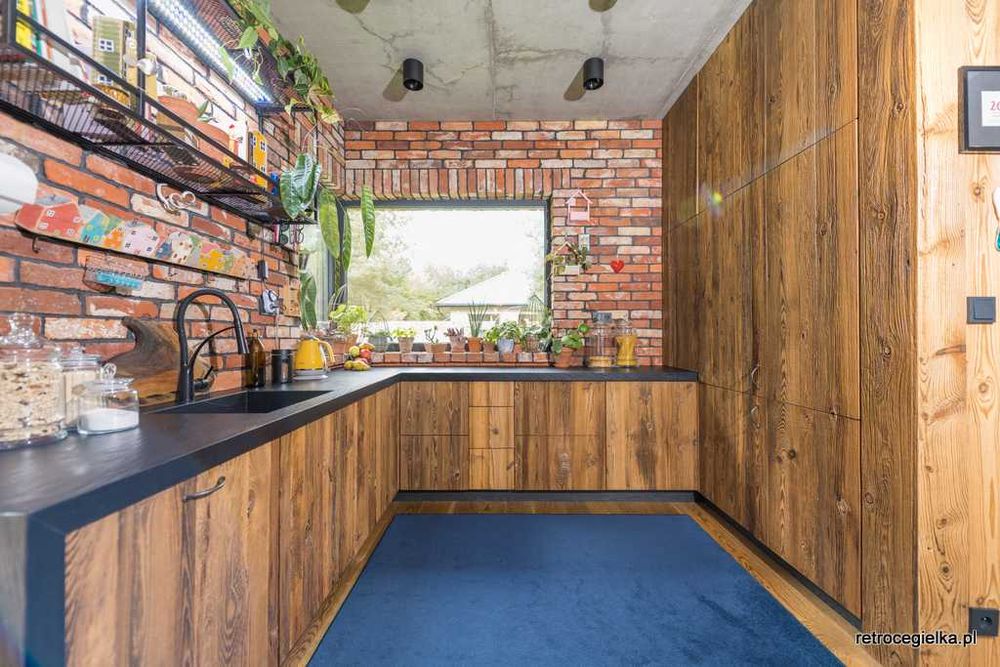 Fronty kuchenne ze starego drewna – usłojenie równoległe