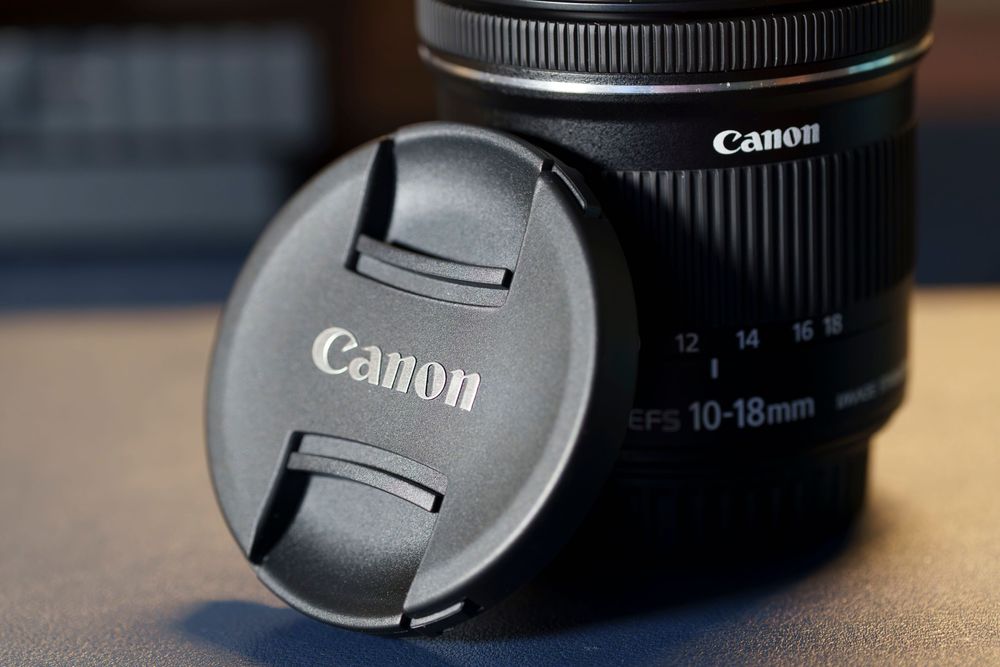 Canon 10-18mm f/4.5-5.6 IS STM – Como Nova