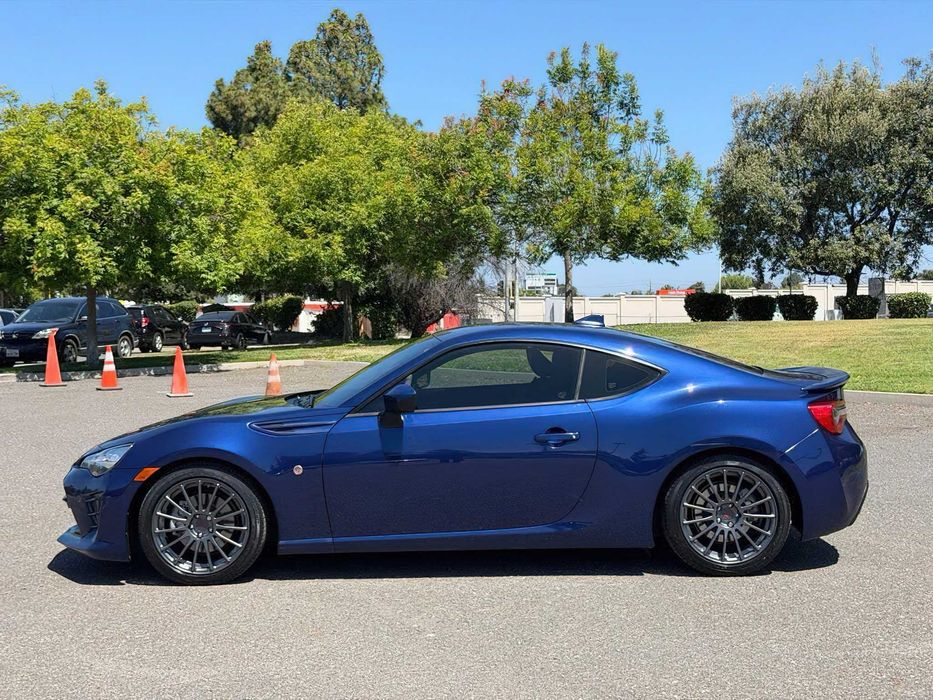 Toyota 86      2017