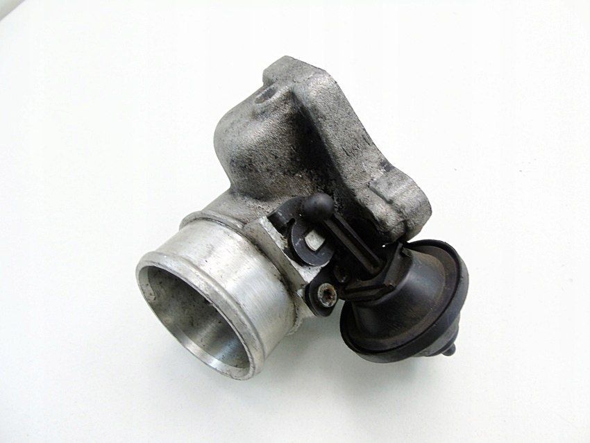 Przepustnica Wlot Rura 2.5 Tdi Audi A4 A6 A8 Passat B5 Superb 8D0145950D