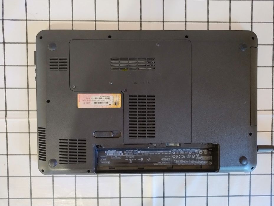 Ноутбук HP G6 1312sr/ 4ядра A8-3520m / 6GB оперативки/ без диска