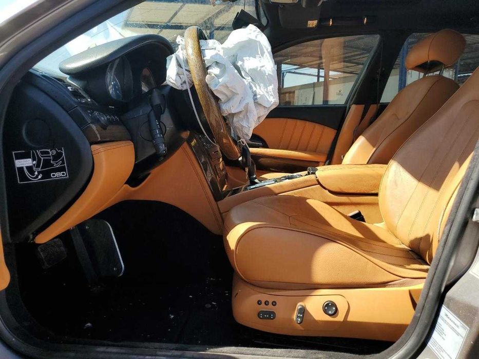 Maserati Quattroporte 4.7S z 2010 roku, model USA — części.