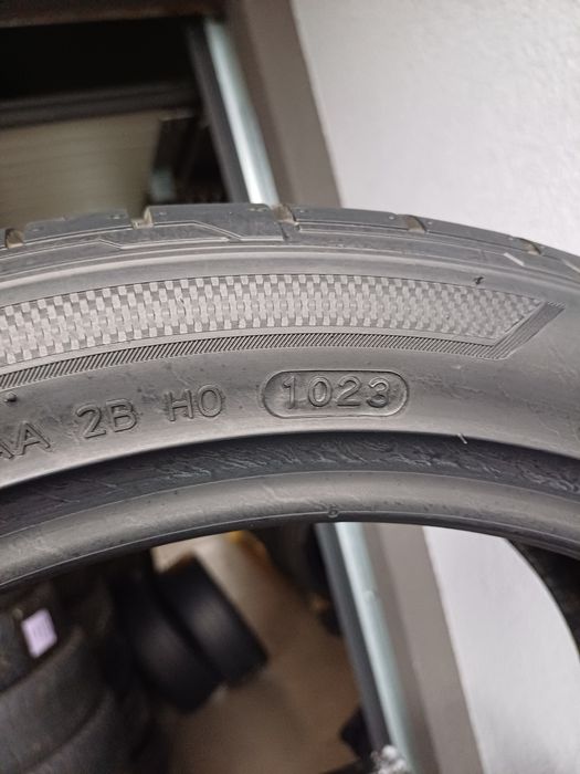 205/45/17 Sprzedam parę opon letnich Hankook