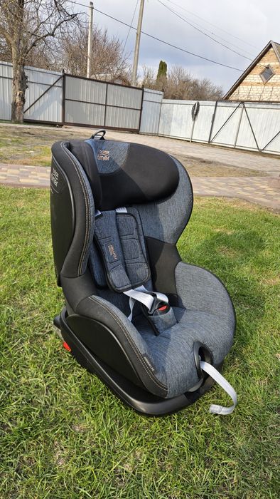 Дитяче крісло Britax-romer trifix 2 i-size