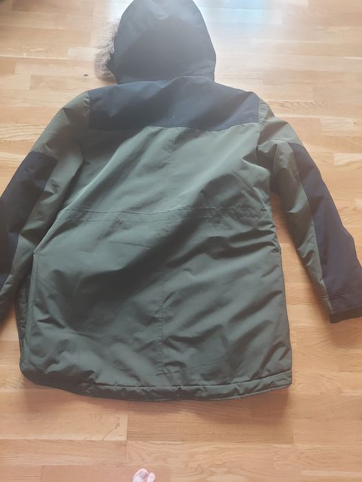 Стильна чоловіча куртка DeFacto