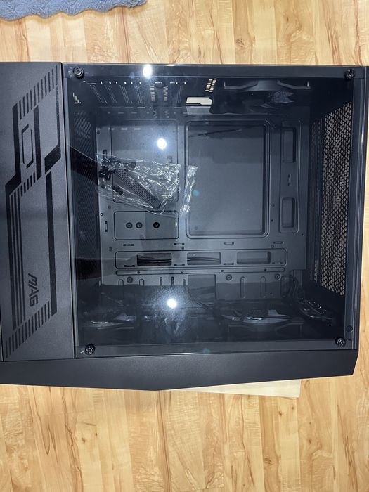 Obudowa Msi Mag Forge 100M