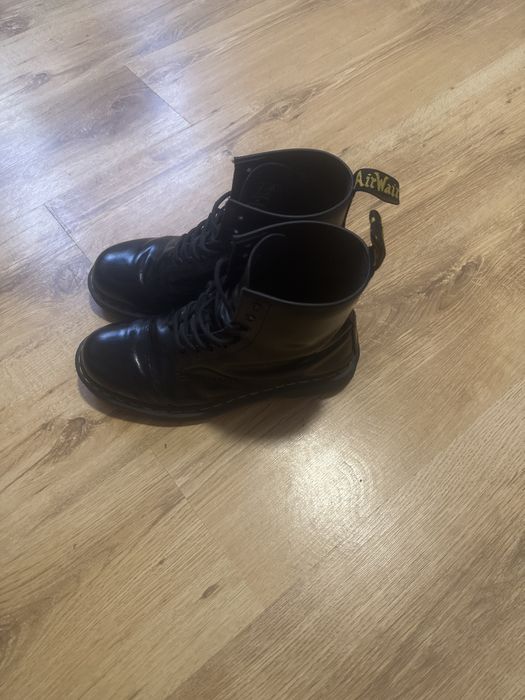 Doc Martens glany