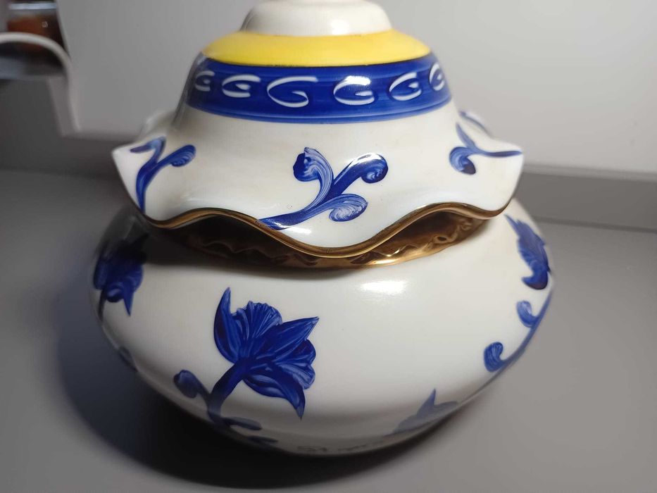Pote em Porcelana Portuguesa R. Moreira – Prestigeo – Pintado à Mão