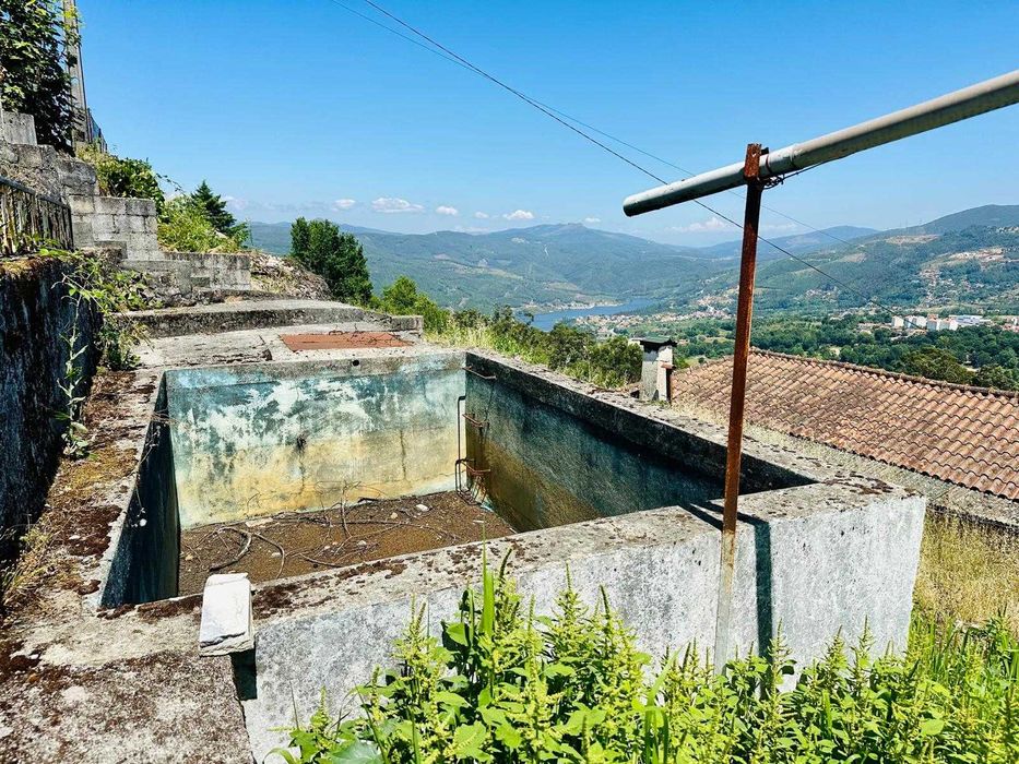 Excelente OPORTUNIDADE Vivenda em Ribeira de Pena 4 ARTIGOS