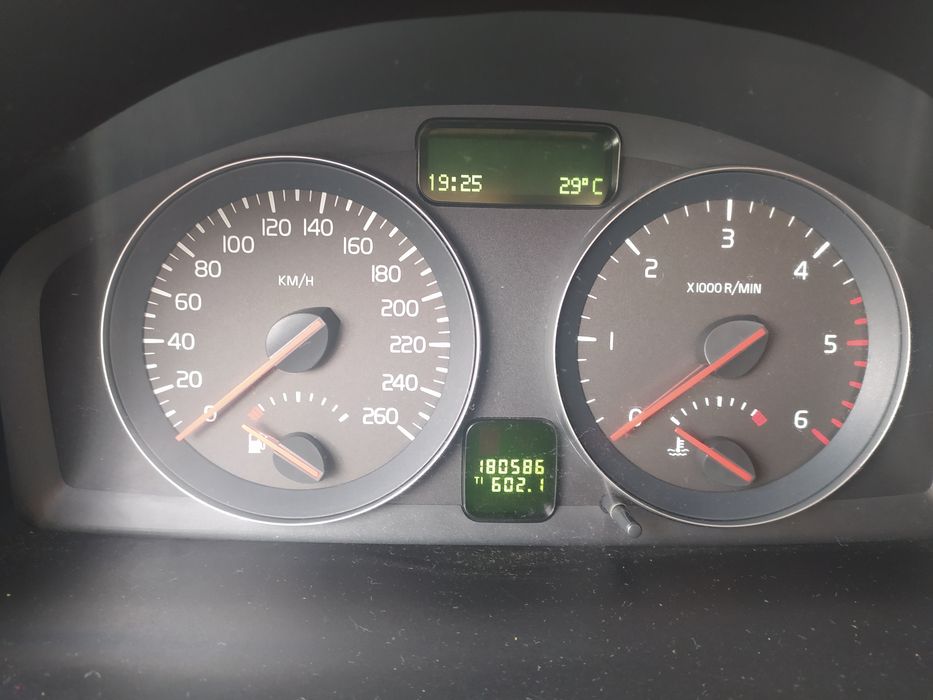 Volvo S40 2011 1.6 D2 Вольво