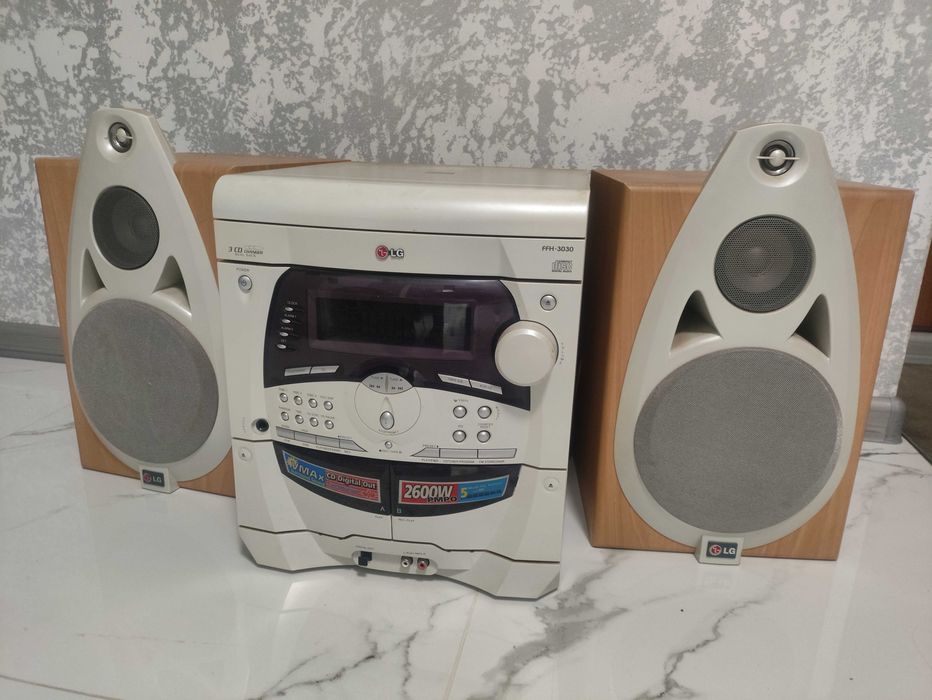 Музичний центр LG FFH-3030