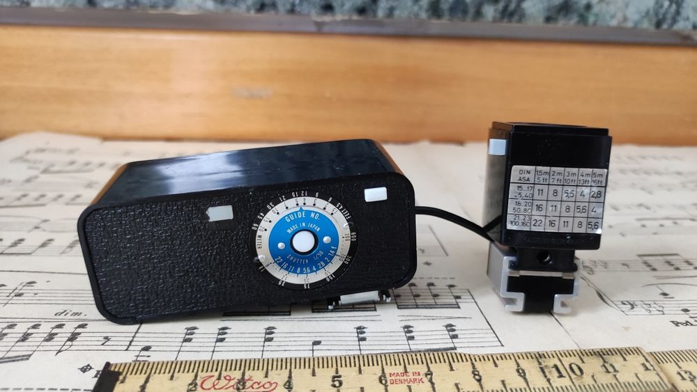 Flash and Vintage Flash Converter – Agfa and National Panasonic64738831924739122