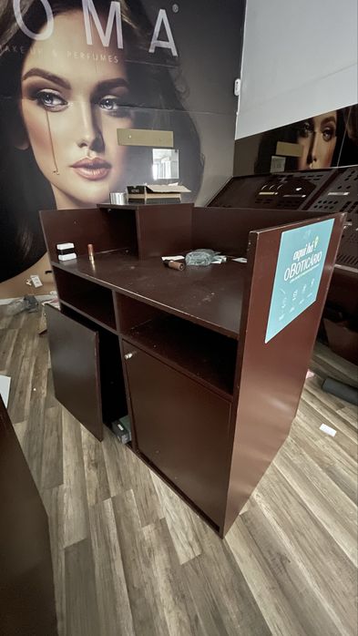 Movel balcao com arrumacao