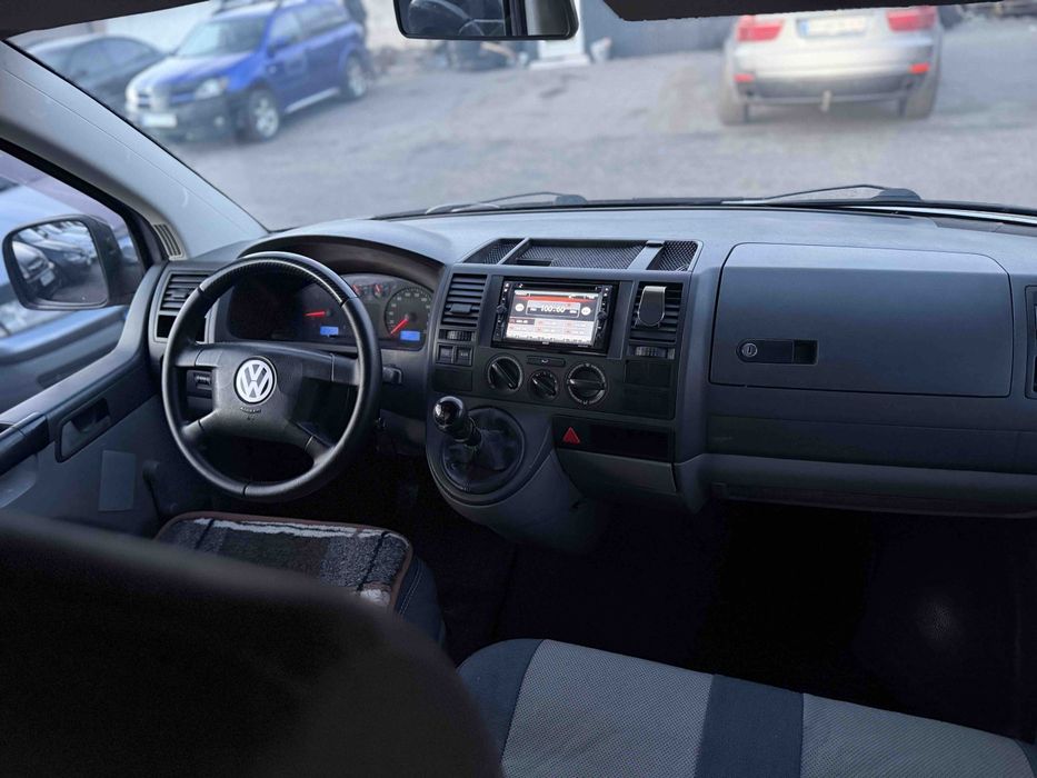 Volkswagen Transporter T5 1.9 Пасажир