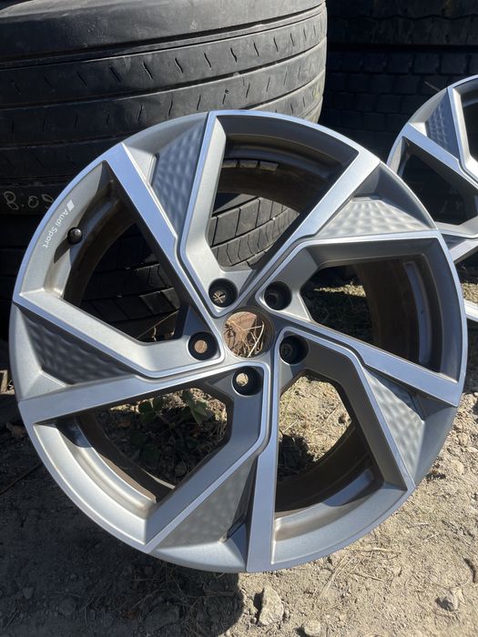 Alufelga 19” Audi sport A3 RS3 S3 8jx19 ET49 1szt