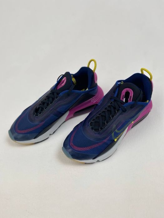 Продам оригинал женские кроссовки Nike W Air Max 2090 bleu vide/chrome