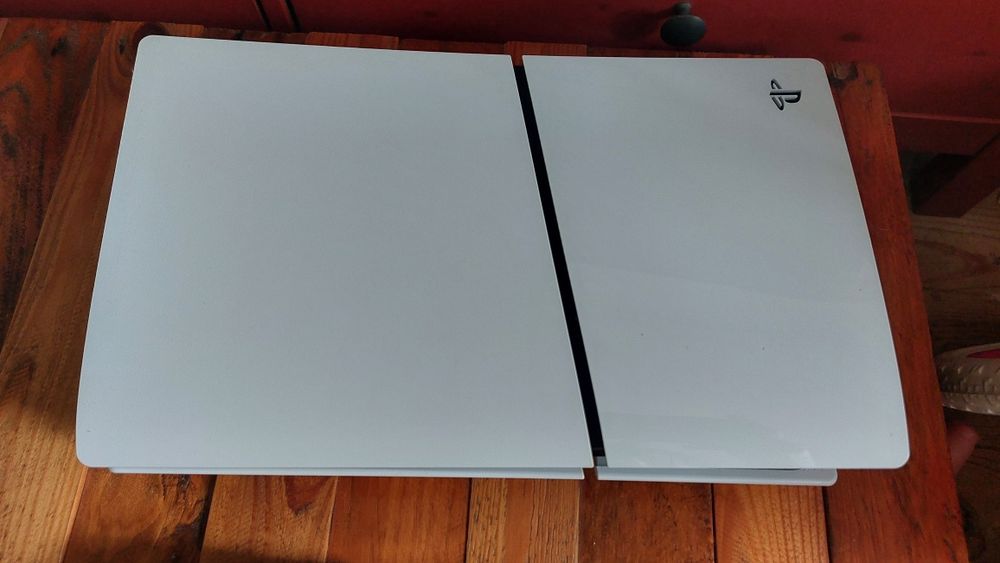 PS5 1TB com leitor CD como nova