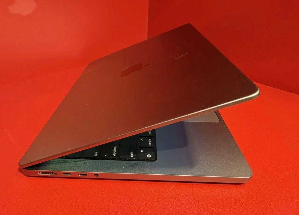 MacBook Pro 14 M2 Max/32 GB/1 TB SSD/SpaceGray