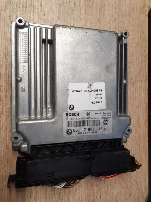 sterownik komputer silnika ecu bmw x3 e83 2.0d m47