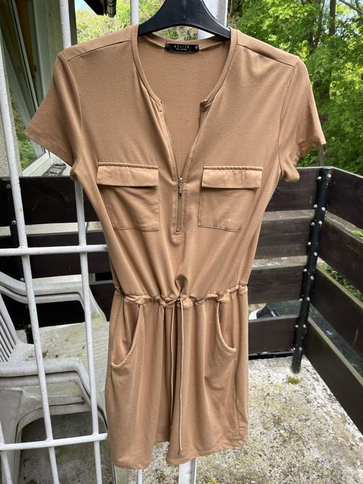 Sukienka beżowa XS-M