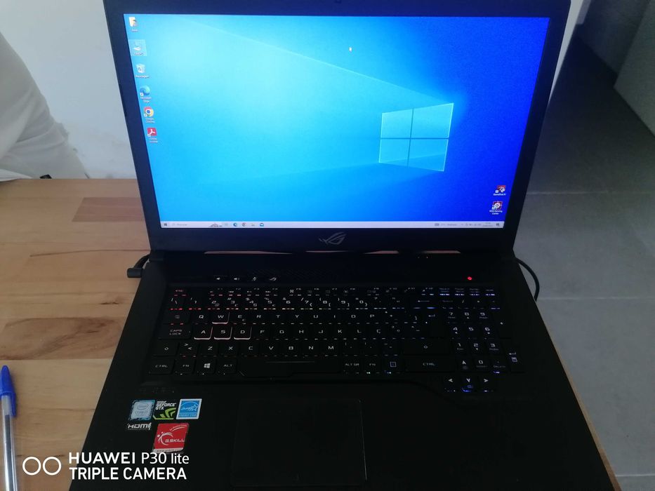 Portátil Asus Strix GL703VM