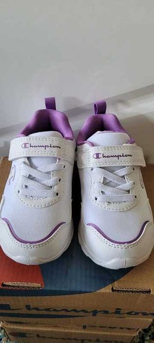 Sapatilhas Champion com Luzinhas Brancas e Lilás Tamanho 25 Novas