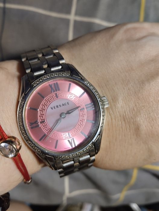 Жіночий годинник Versace