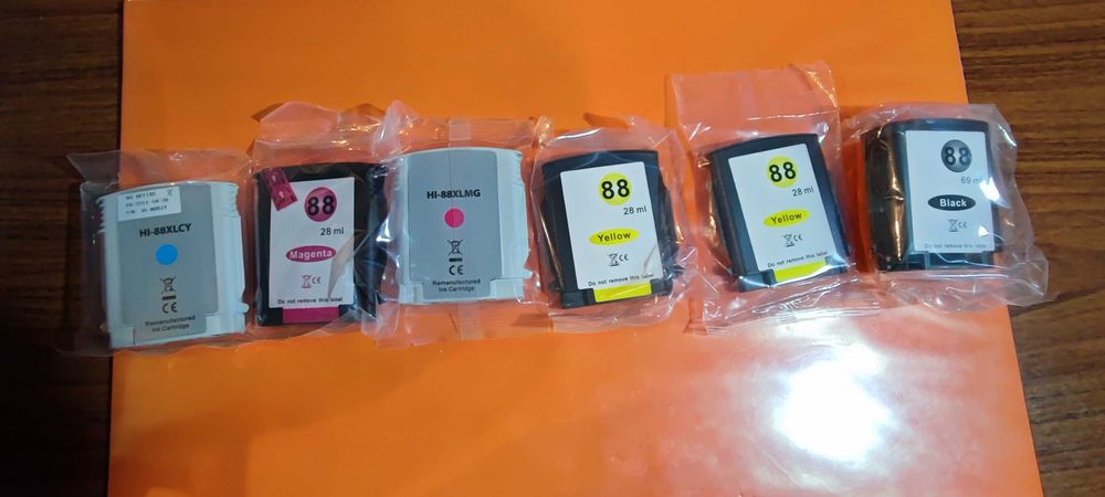 Tinteiros e Cabeçotes HP 88