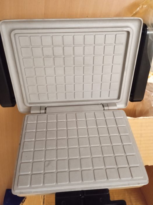 Лучший подарок! Орешница  для  24 орехов. Мощность 1400 Ват.