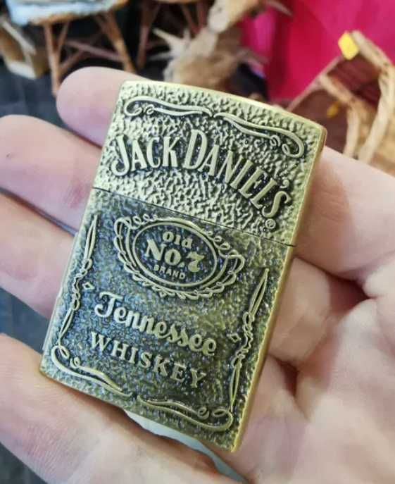 biżuteria prawdziwego męrzczyzny Zapalniczka gazowa Jack Daniel