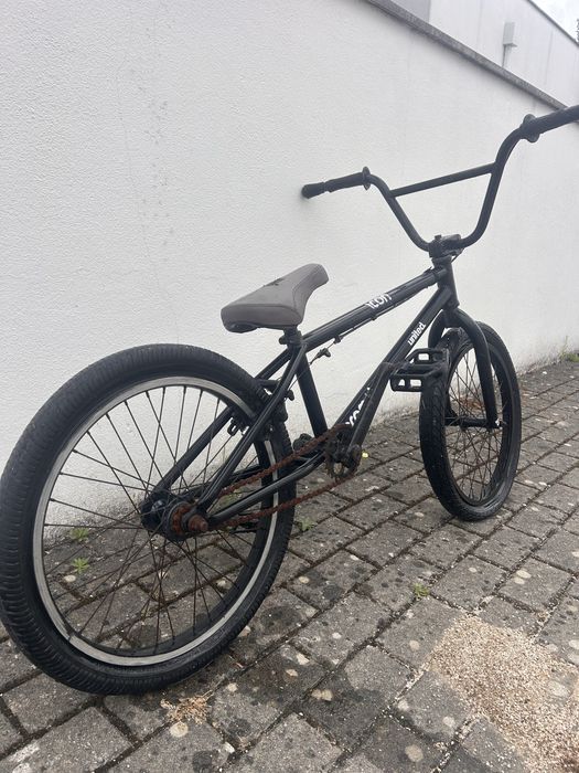 Bicicleta BMX usada