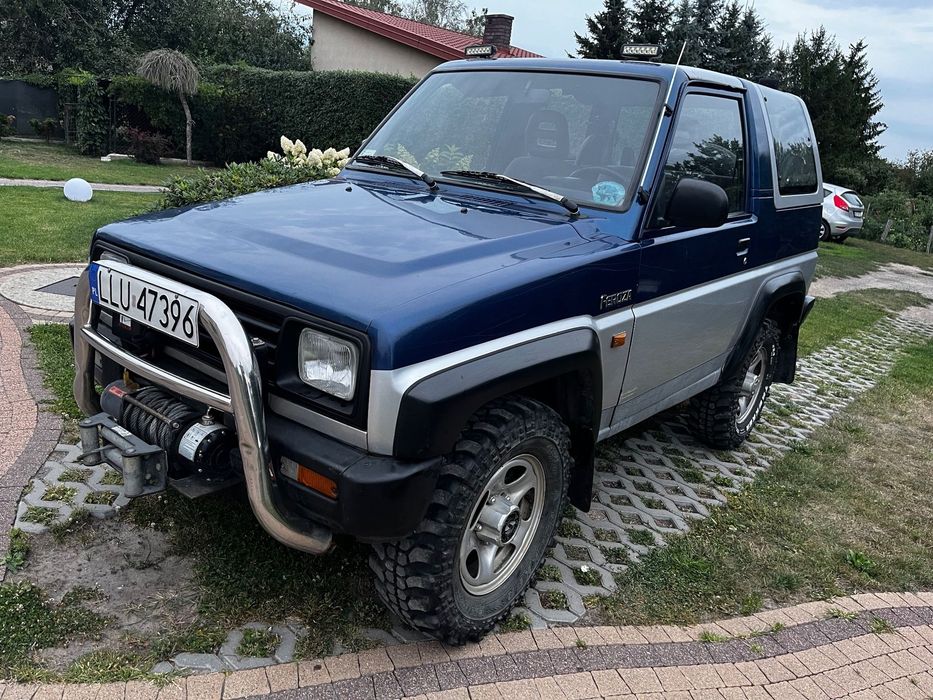 Daihatsu Feroza 4x4, wyciągarka 5,5T, LEDY, hak