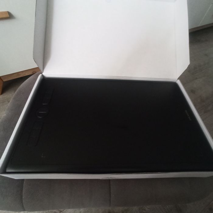 Tablet graficzny Huion Inspiroy H610X jsk nowyjak nowy