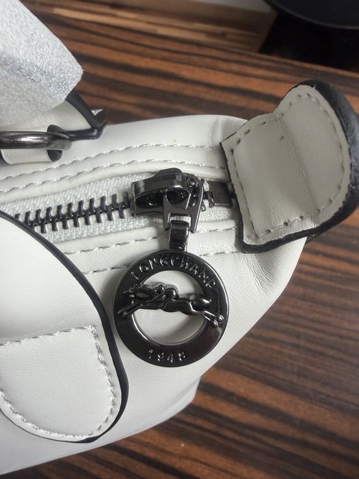 Elegancka torebka Longchamp – mini model, nowa z kompletem