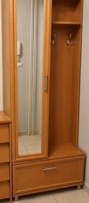 Szafa do przedpokoju