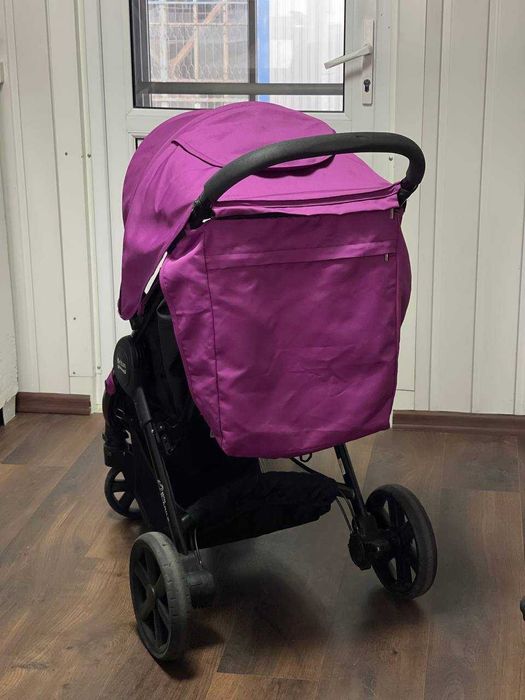 Прогулянковий візок Britax
