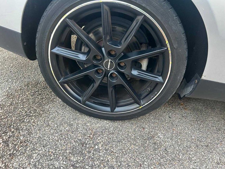 4 Jantes com pneus 225/40 R18 VW PASSAT B6