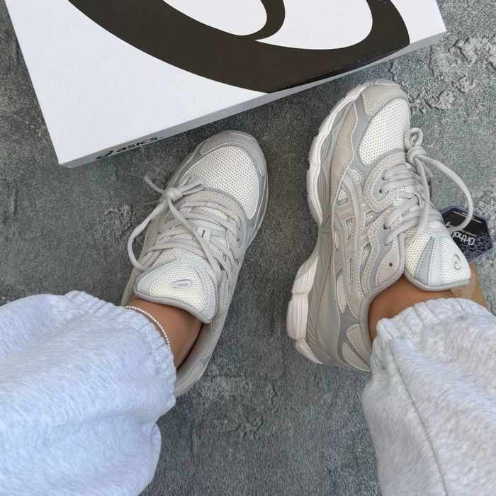 Жіночі кросівки ASICS Gel-NYC cream cloud grey (36-41 р)